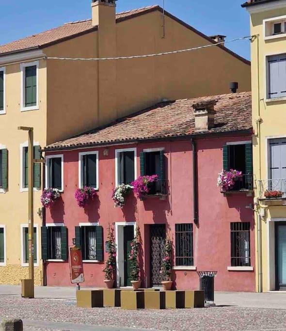 Storico Alloggio Fronte Piazza In Borgo Portello بادوفا المظهر الخارجي الصورة
